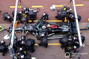 Bottas Pit Stop